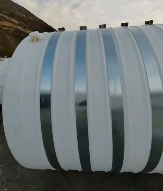 圆形和政塑料桶批量交付案例:结构稳定,适配多行业液体储运需求 圆形和政塑料桶批量交付案例:结构稳定,适配多行业液体储运需求